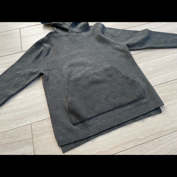 Zara textured comfort sweater, size 6 - Picture 4 of 10